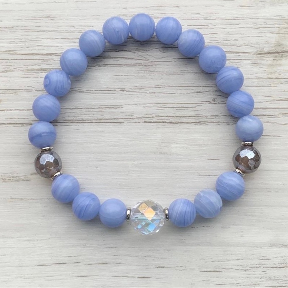Beaded gemstone crystal bracelet